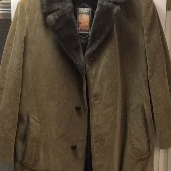 Vintage Winter Coat - Picture 1 of 5